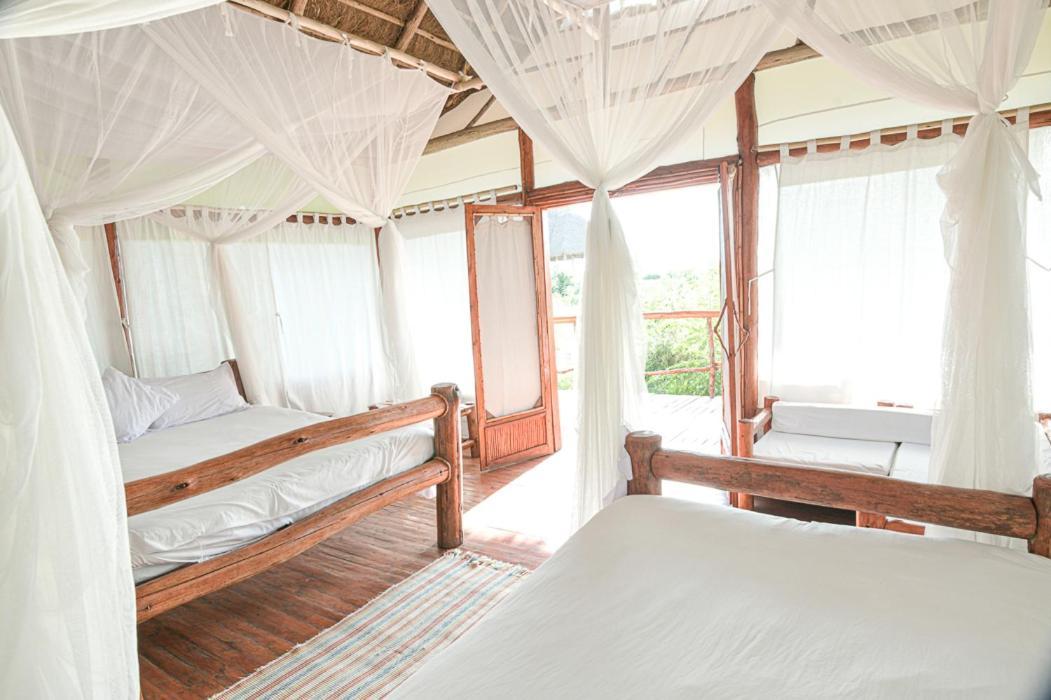 Hotel Kazinga Wilderness Safari Camp Kasese Esterno foto