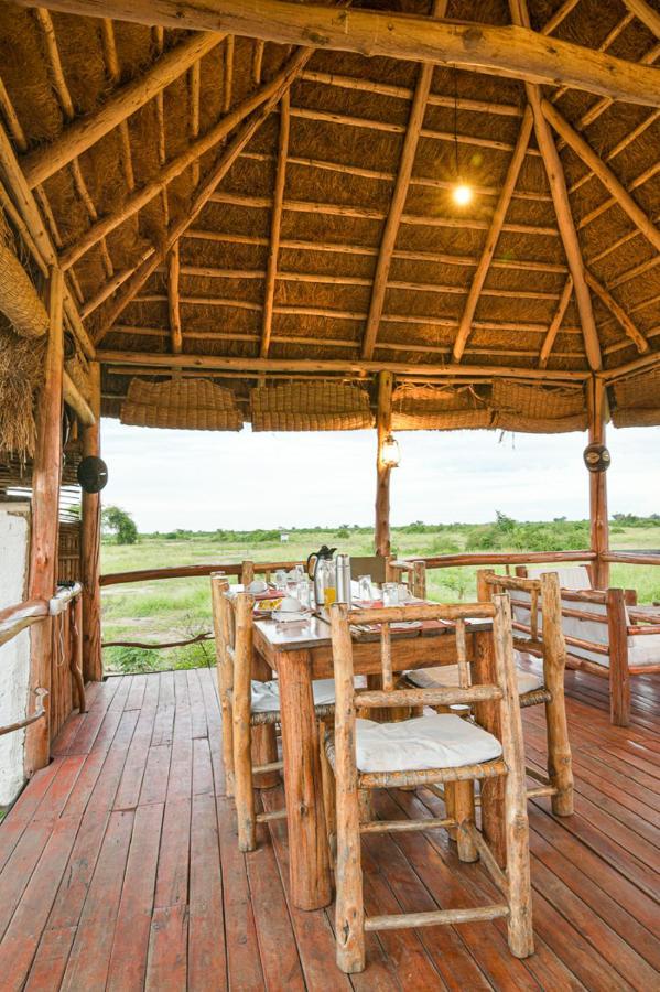 Hotel Kazinga Wilderness Safari Camp Kasese Esterno foto