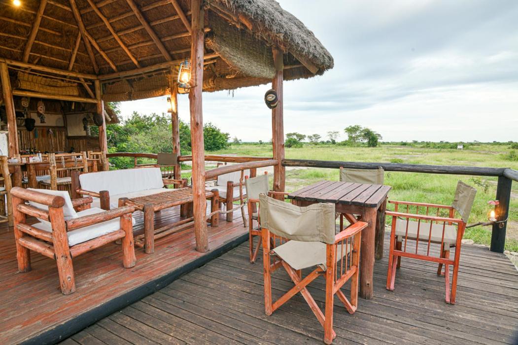 Hotel Kazinga Wilderness Safari Camp Kasese Esterno foto