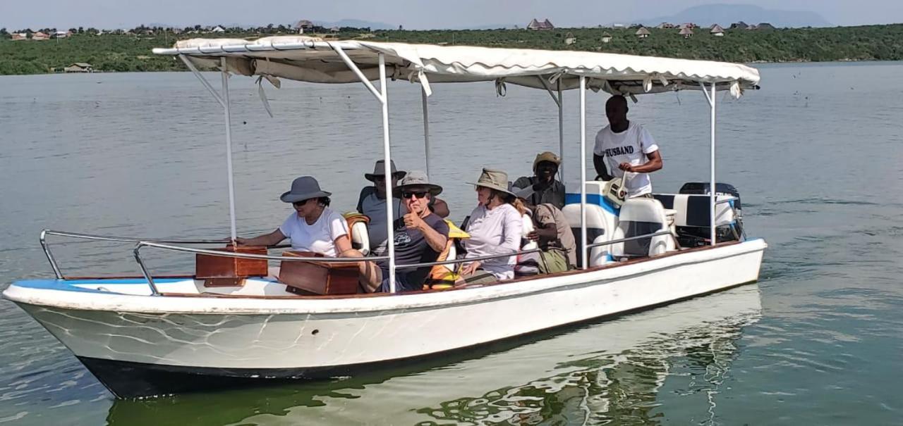 Hotel Kazinga Wilderness Safari Camp Kasese Esterno foto